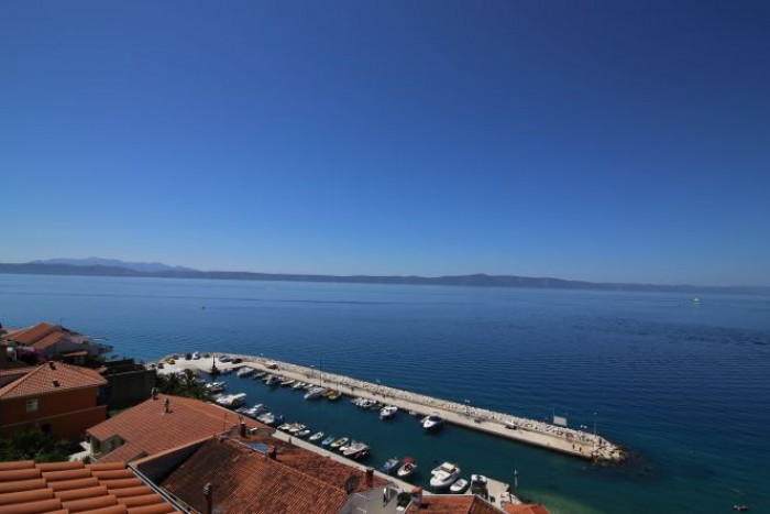 02-caklje-view-from-house-left